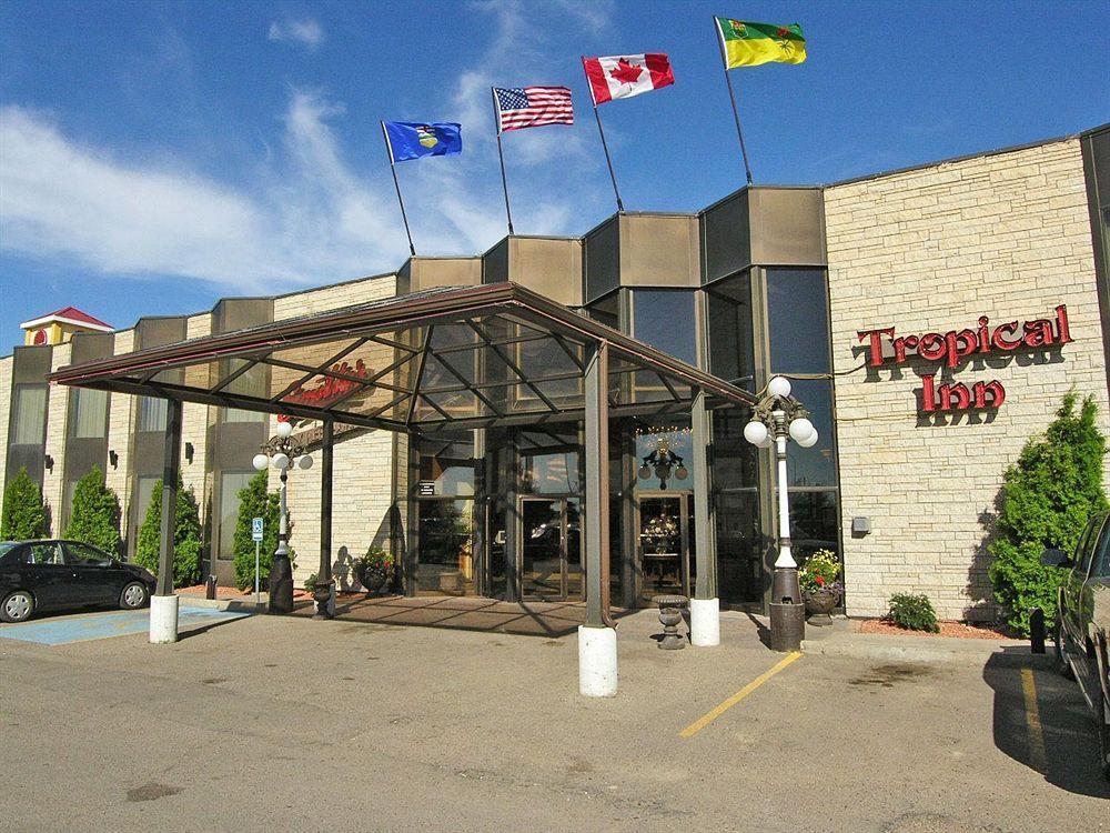 Tropical Inn - North Battleford Extérieur photo