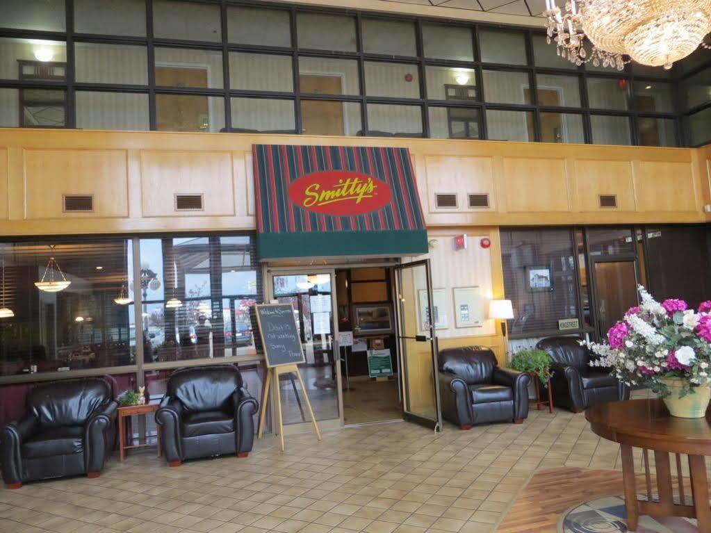 Tropical Inn - North Battleford Extérieur photo