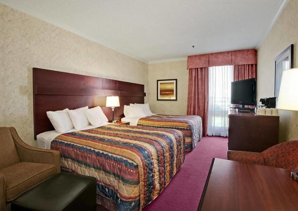 Tropical Inn - North Battleford Extérieur photo